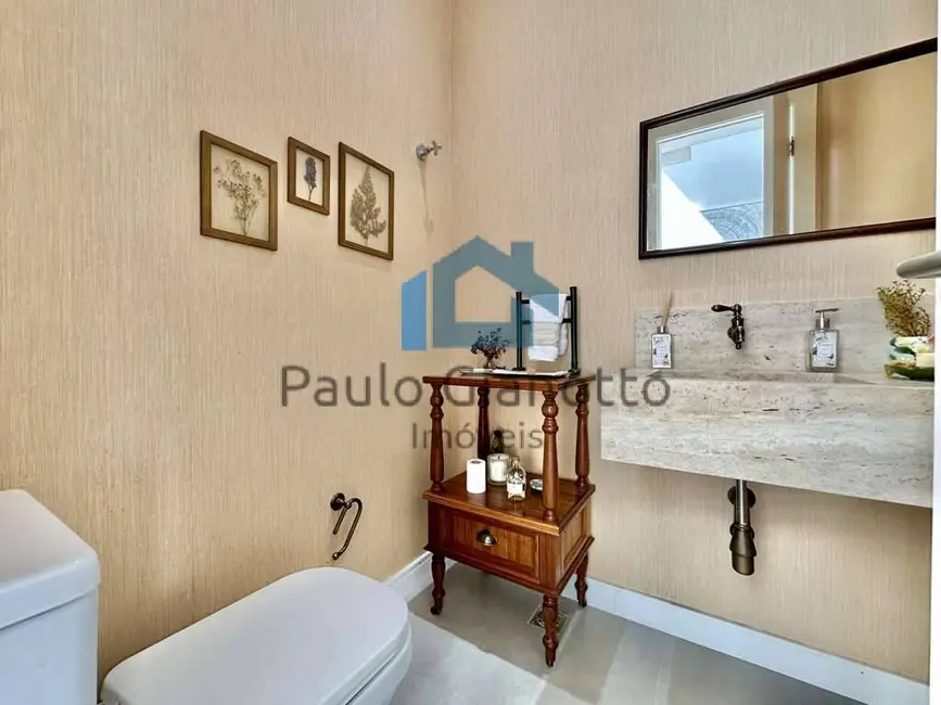 Foto 5 de Casa de Condomínio com 4 quartos à venda, 409m2 em Jardim do Golf I, Jandira - SP