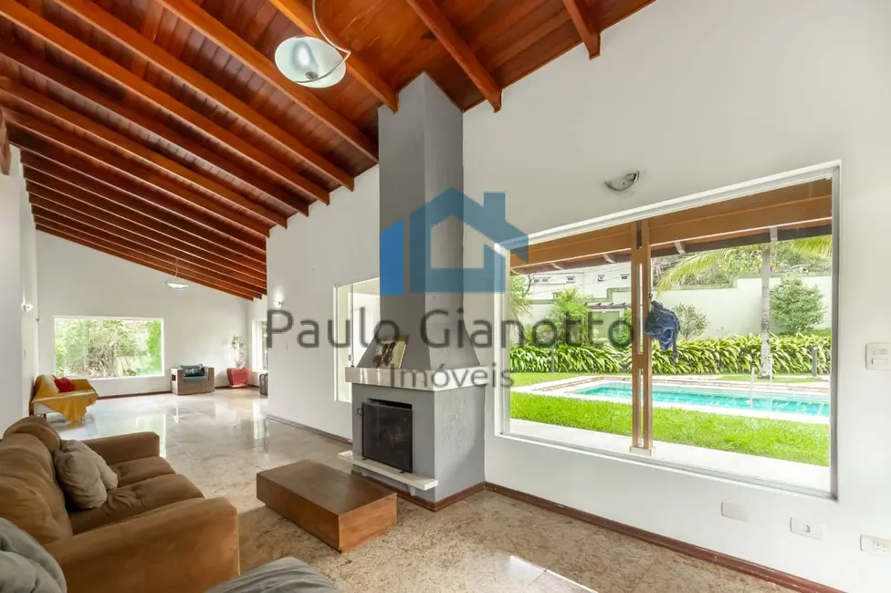 Casa com 5 quartos à venda, 470m2 em Palos Verdes, Carapicuiba - SP - imagem 8 Foto 8 de Casa com 5 quartos à venda, 470m2 em Palos Verdes, Carapicuiba - SP