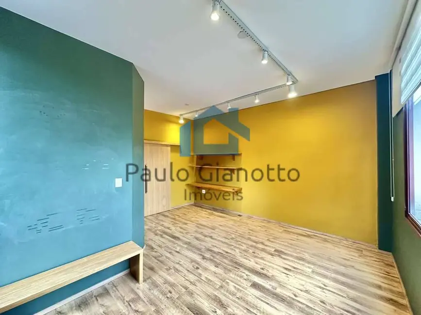 Foto 9 de Sala Comercial à venda e para alugar, 44m2 em Chácara São João, Carapicuiba - SP
