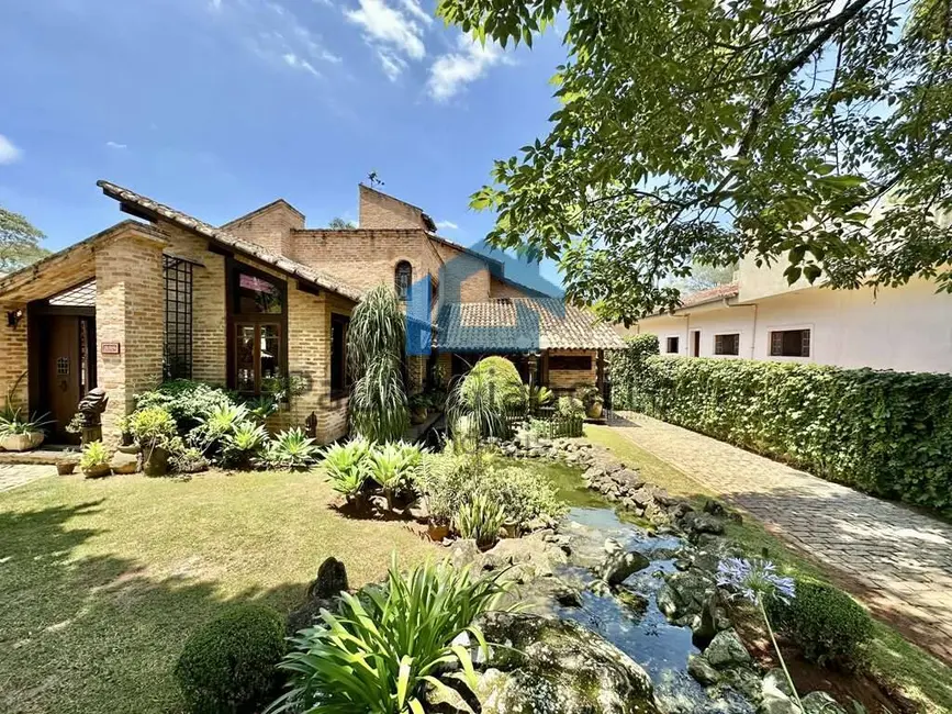 Casa de Condomínio com 4 quartos à venda, 300m2 em Nova Higienópolis, Jandira - SP - imagem 3 Foto 3 de Casa de Condomínio com 4 quartos à venda, 300m2 em Nova Higienópolis, Jandira - SP
