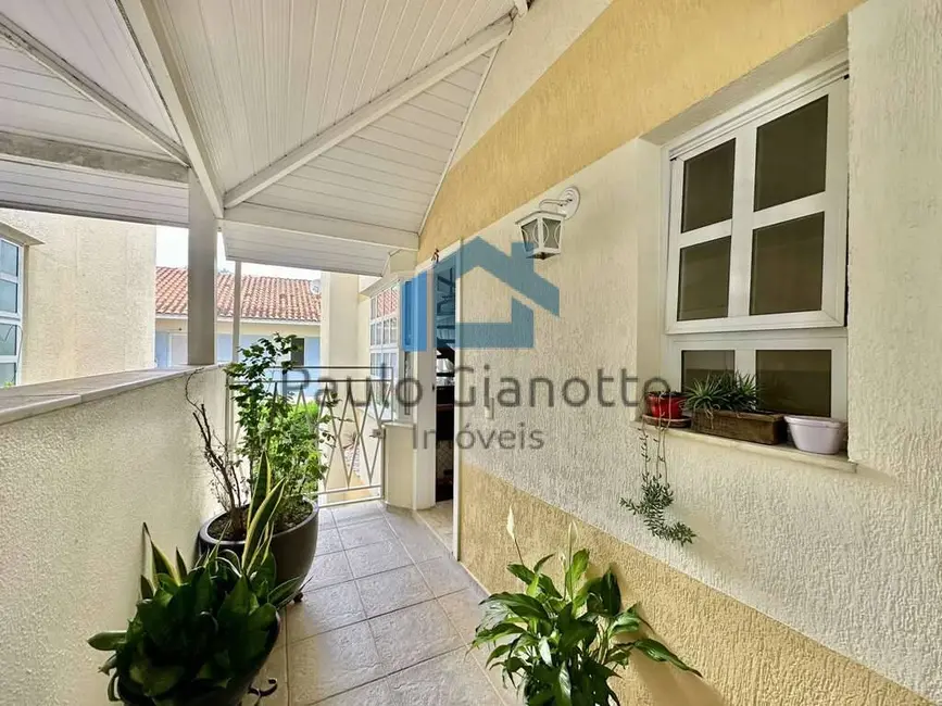 Foto 4 de Casa de Condomínio com 3 quartos à venda, 209m2 em Chácara Pavoeiro, Cotia - SP