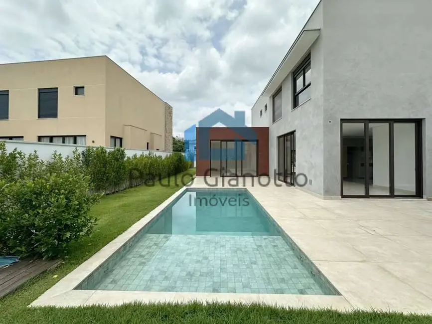 Foto 2 de Casa de Condomínio com 4 quartos à venda e para alugar, 308m2 em Granja Viana, Carapicuiba - SP