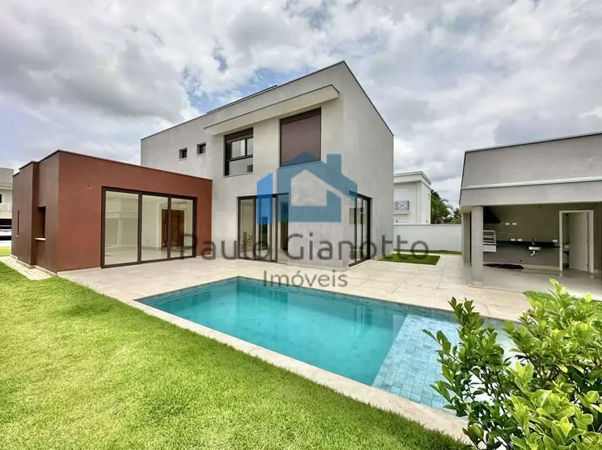 Foto 1 de Casa de Condomínio com 4 quartos à venda e para alugar, 308m2 em Granja Viana, Carapicuiba - SP