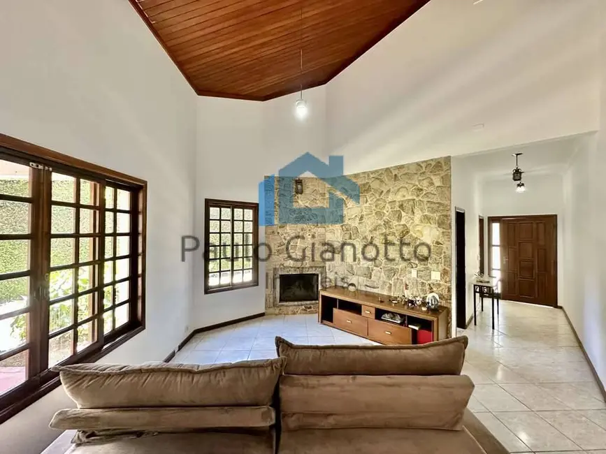 Casa de Condomínio com 3 quartos à venda, 255m2 em Jardim Ana Estela, Carapicuiba - SP - imagem 6 Foto 6 de Casa de Condomínio com 3 quartos à venda, 255m2 em Jardim Ana Estela, Carapicuiba - SP