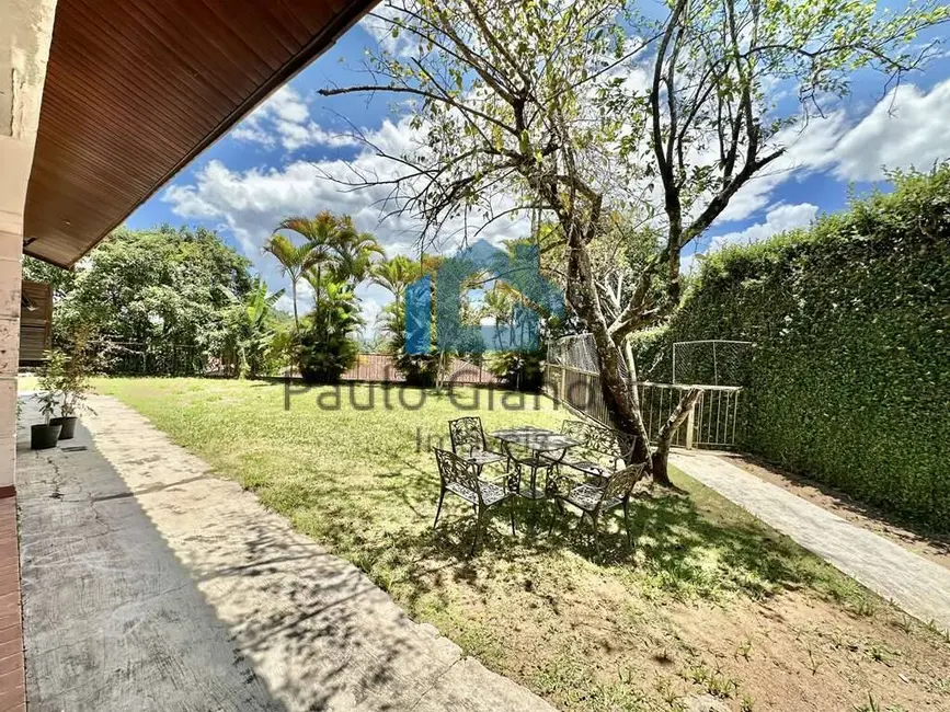 Casa de Condomínio com 3 quartos à venda, 255m2 em Jardim Ana Estela, Carapicuiba - SP - imagem 9 Foto 9 de Casa de Condomínio com 3 quartos à venda, 255m2 em Jardim Ana Estela, Carapicuiba - SP