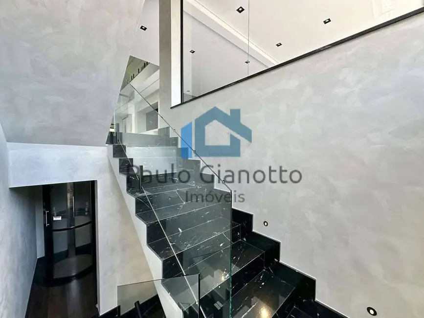 Foto 9 de Casa de Condomínio com 4 quartos à venda, 440m2 em Granja Viana, Cotia - SP