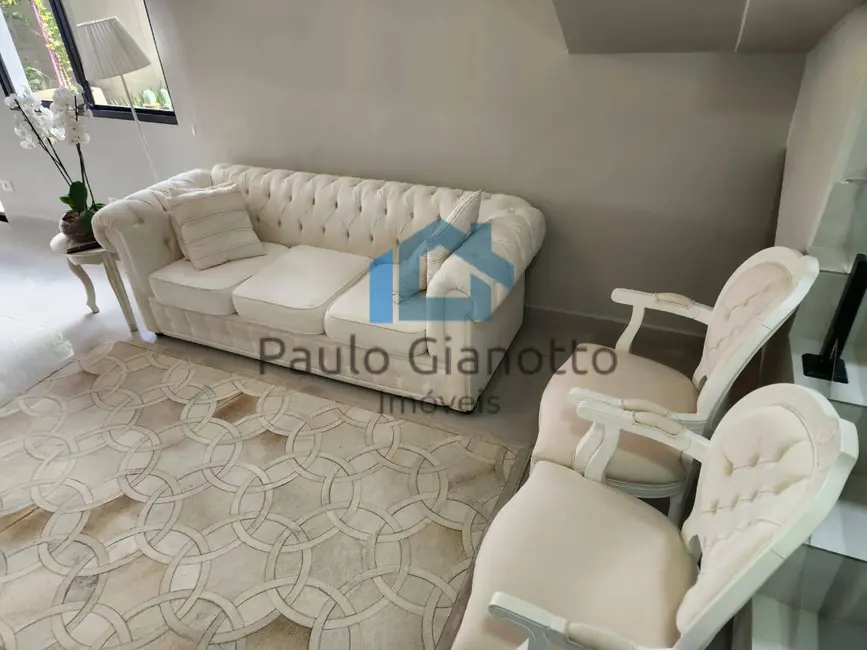 Foto 2 de Casa de Condomínio com 3 quartos à venda, 113m2 em Sítio Boa Vista, Cotia - SP