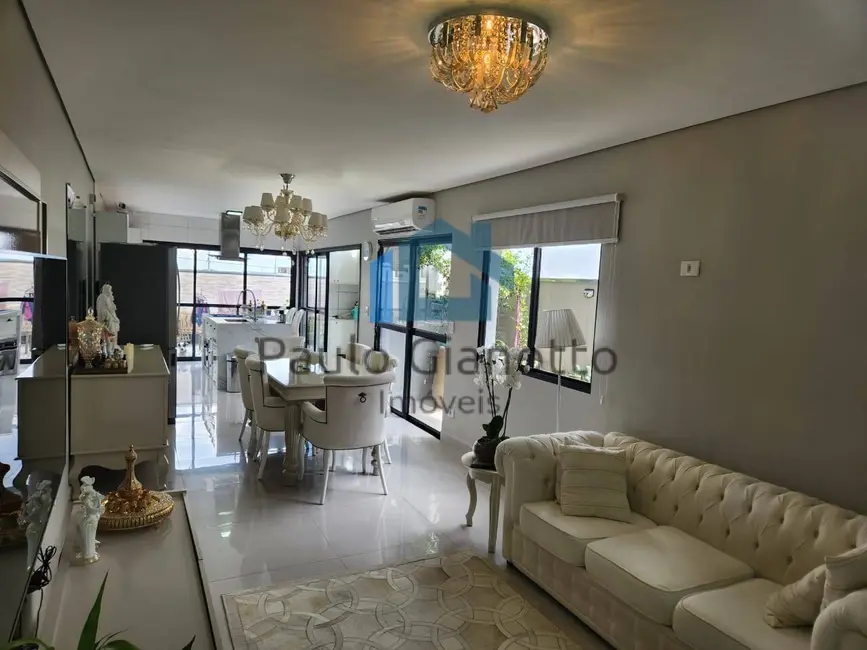 Foto 1 de Casa de Condomínio com 3 quartos à venda, 113m2 em Sítio Boa Vista, Cotia - SP