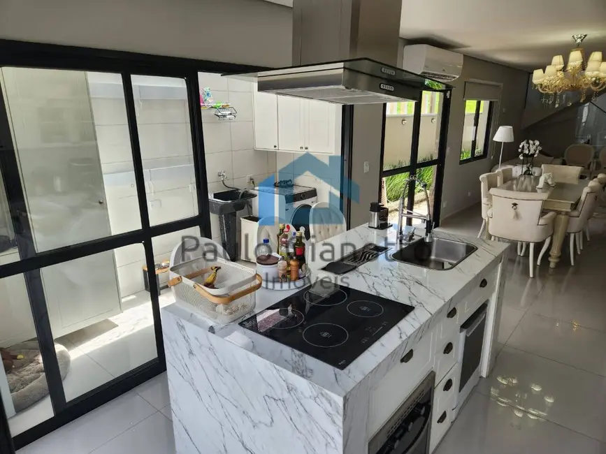 Foto 6 de Casa de Condomínio com 3 quartos à venda, 113m2 em Sítio Boa Vista, Cotia - SP