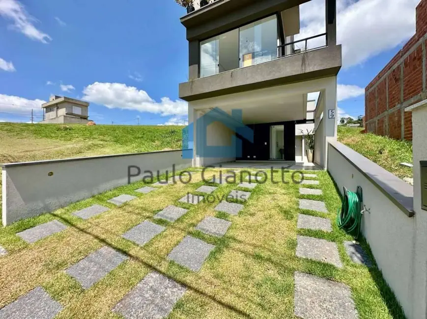 Foto 2 de Casa de Condomínio com 3 quartos à venda, 137m2 em Sítio Boa Vista, Cotia - SP