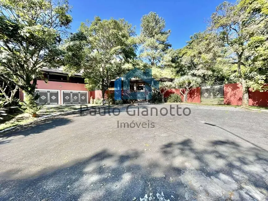 Casa de Condomínio com 5 quartos à venda, 446m2 em Águas da Fazendinha, Carapicuiba - SP - imagem 3 Foto 3 de Casa de Condomínio com 5 quartos à venda, 446m2 em Águas da Fazendinha, Carapicuiba - SP