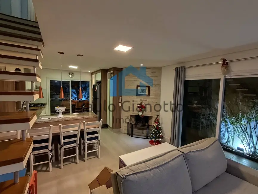 Foto 4 de Casa de Condomínio com 3 quartos à venda, 119m2 em Chácara Pavoeiro, Cotia - SP