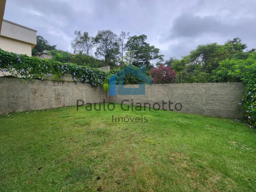 Casa de Condomínio com 3 quartos à venda e para alugar, 197m2 em Chácara dos Junqueiras, Carapicuiba - SP - imagem 9 Foto 9 de Casa de Condomínio com 3 quartos à venda e para alugar, 197m2 em Chácara dos Junqueiras, Carapicuiba - SP