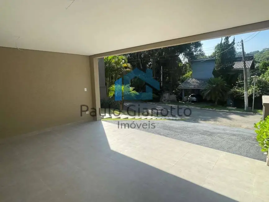 Foto 8 de Casa de Condomínio com 3 quartos à venda, 221m2 em Transurb, Itapevi - SP