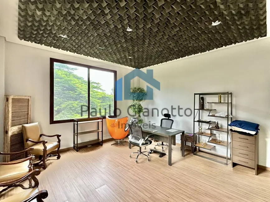 Foto 3 de Sala Comercial à venda, 44m2 em Chácara São João, Carapicuiba - SP