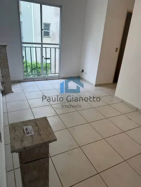 Foto 1 de Apartamento com 2 quartos para alugar, 50m2 em Jardim da Glória, Cotia - SP