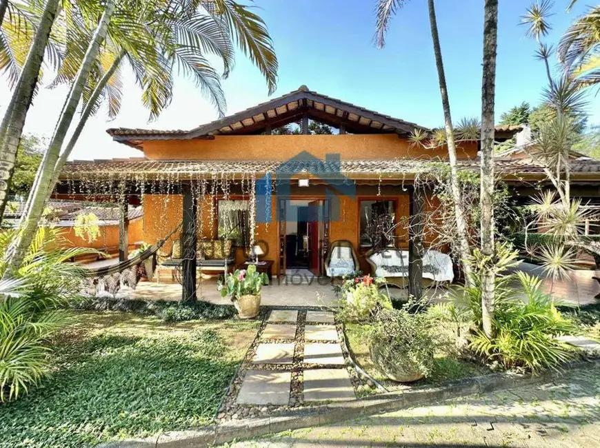 Foto 2 de Casa de Condomínio com 3 quartos à venda, 503m2 em Chácara Vale do Rio Cotia, Carapicuiba - SP