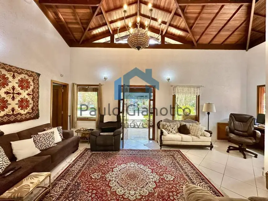 Foto 6 de Casa de Condomínio com 3 quartos à venda, 503m2 em Chácara Vale do Rio Cotia, Carapicuiba - SP