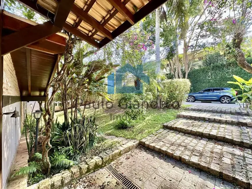Casa de Condomínio com 5 quartos à venda, 322m2 em Aldeia da Fazendinha, Carapicuiba - SP - imagem 3 Foto 3 de Casa de Condomínio com 5 quartos à venda, 322m2 em Aldeia da Fazendinha, Carapicuiba - SP