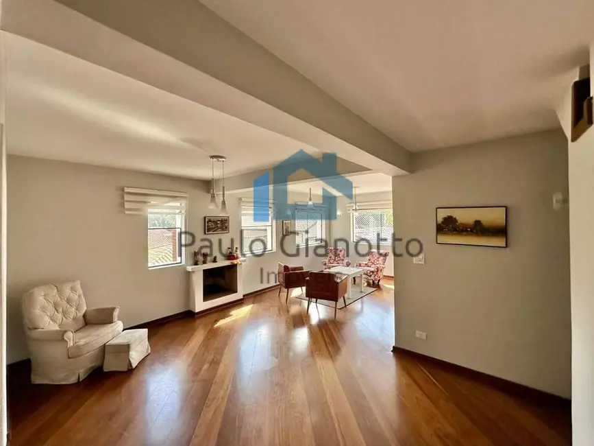 Foto 3 de Casa de Condomínio com 5 quartos à venda e para alugar, 650m2 em Parque Dom Henrique, Cotia - SP