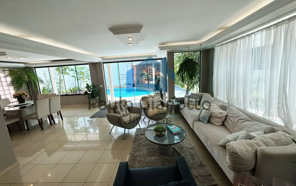 Foto 2 de Casa de Condomínio com 3 quartos à venda, 556m2 em Gramado, Cotia - SP
