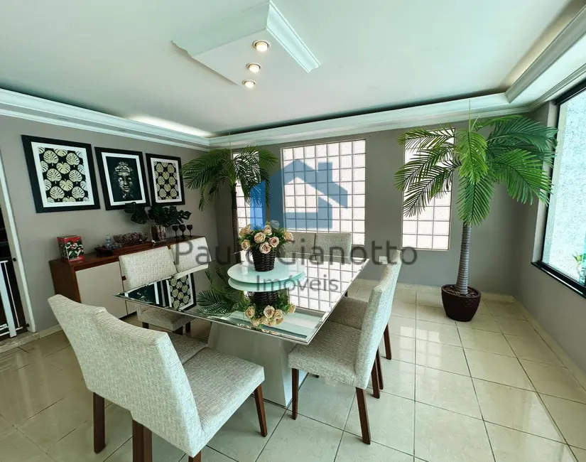 Foto 9 de Casa de Condomínio com 3 quartos à venda, 556m2 em Gramado, Cotia - SP