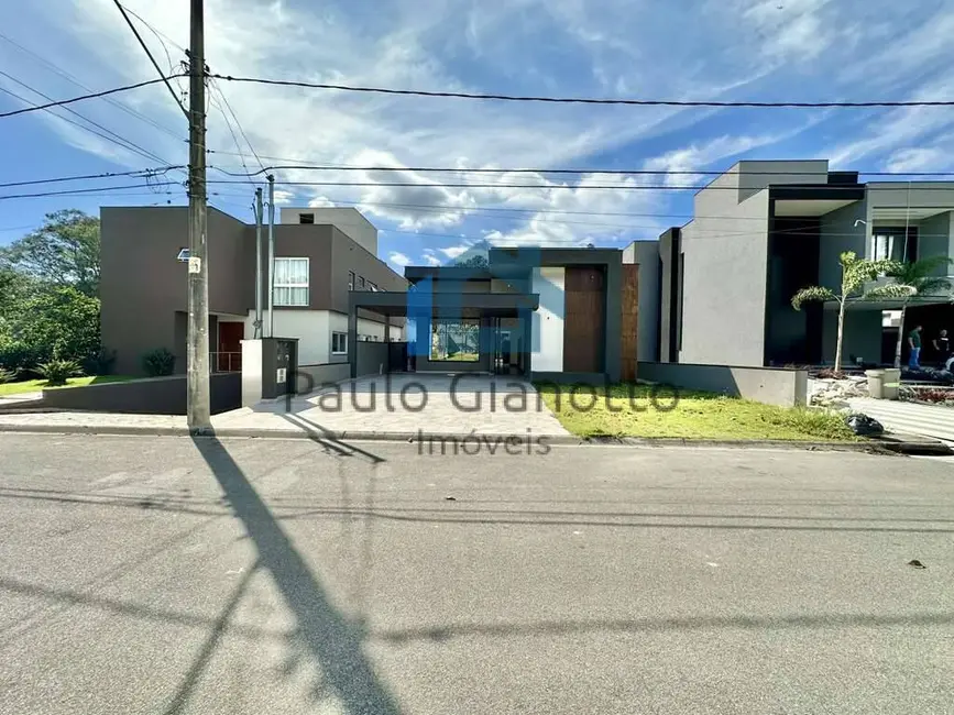 Foto 4 de Casa de Condomínio com 5 quartos à venda, 412m2 em Jardim do Golf I, Jandira - SP