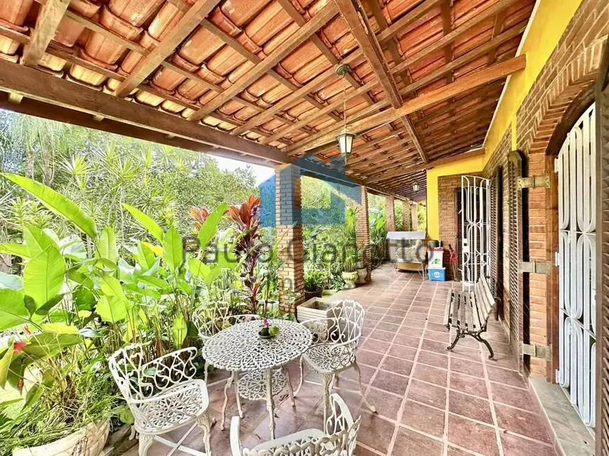 Casa com 3 quartos à venda, 234m2 em Jardim do Rio Cotia, Cotia - SP - imagem 9 Foto 9 de Casa com 3 quartos à venda, 234m2 em Jardim do Rio Cotia, Cotia - SP