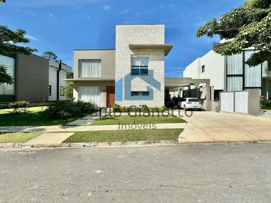 Foto 4 de Casa de Condomínio com 3 quartos à venda, 281m2 em Moinho Velho, Cotia - SP