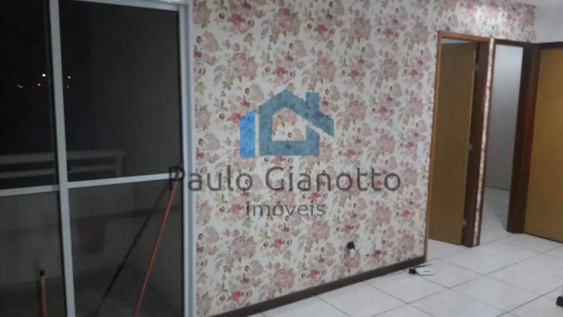 Foto 3 de Apartamento com 2 quartos à venda, 47m2 em Jardim Ísis, Cotia - SP