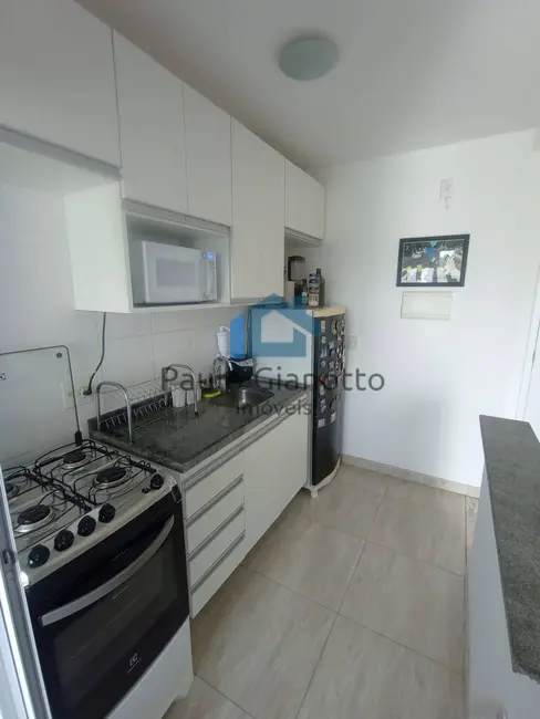 Foto 6 de Apartamento com 2 quartos para alugar, 48m2 em Jardim Marilu, Carapicuiba - SP