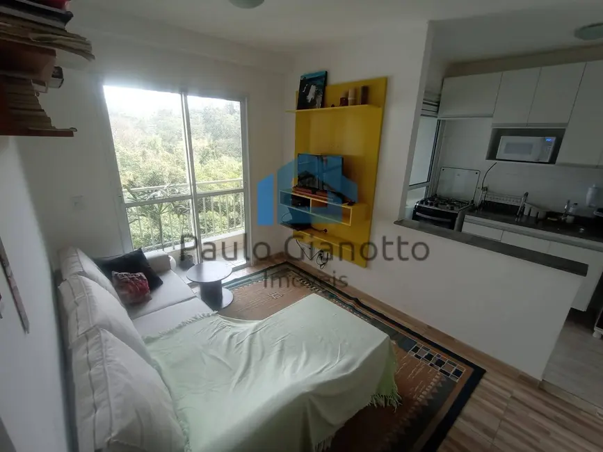 Foto 1 de Apartamento com 2 quartos para alugar, 48m2 em Jardim Marilu, Carapicuiba - SP