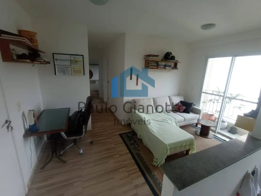 Foto 4 de Apartamento com 2 quartos para alugar, 48m2 em Jardim Marilu, Carapicuiba - SP