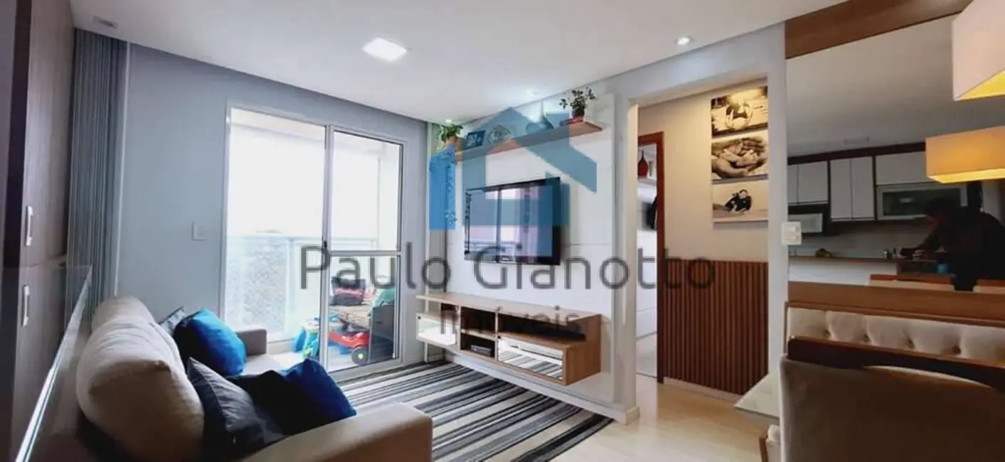Foto 2 de Apartamento com 3 quartos à venda, 61m2 em Jardim Marilu, Carapicuiba - SP