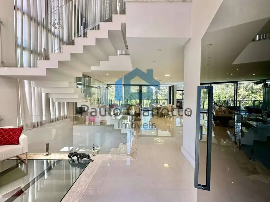 Casa de Condomínio com 4 quartos à venda, 483m2 em Granja Viana, Cotia - SP - imagem 8 Foto 8 de Casa de Condomínio com 4 quartos à venda, 483m2 em Granja Viana, Cotia - SP