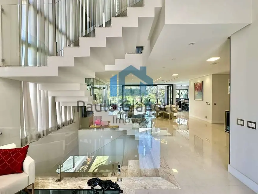 Casa de Condomínio com 4 quartos à venda, 483m2 em Granja Viana, Cotia - SP - imagem 9 Foto 9 de Casa de Condomínio com 4 quartos à venda, 483m2 em Granja Viana, Cotia - SP