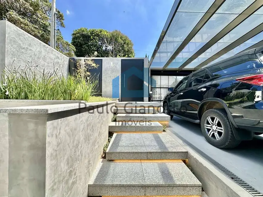 Casa de Condomínio com 7 quartos à venda, 548m2 em Granja Viana, Cotia - SP - imagem 9 Foto 9 de Casa de Condomínio com 7 quartos à venda, 548m2 em Granja Viana, Cotia - SP