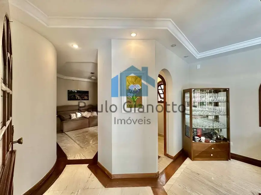 Foto 9 de Casa de Condomínio com 4 quartos à venda, 331m2 em Granja Viana, Cotia - SP