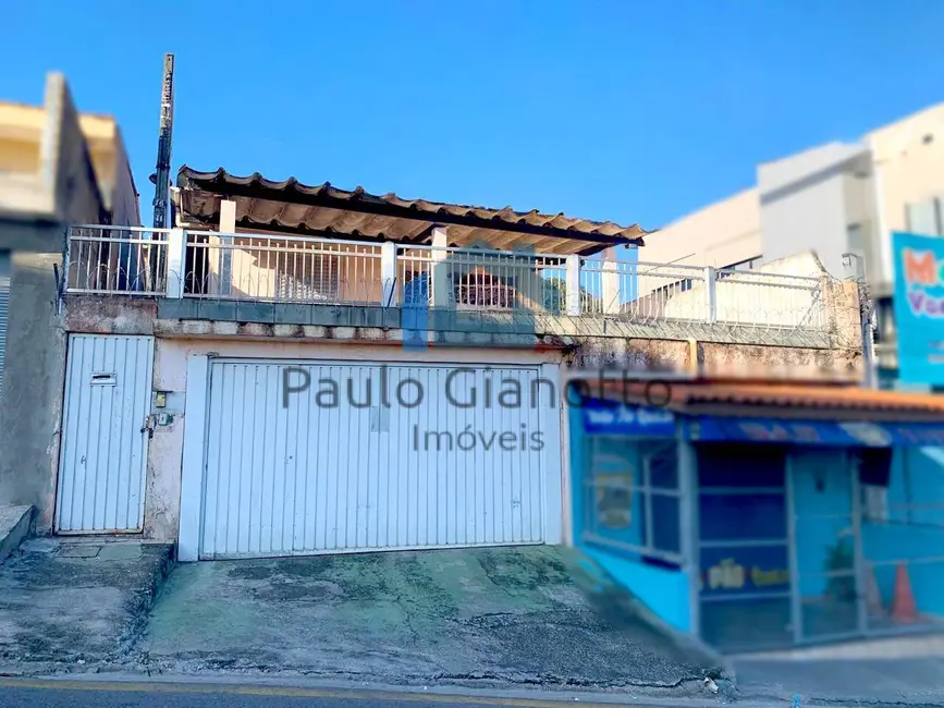 Casa com 4 quartos à venda, 250m2 em Jardim Carmel, Cotia - SP - imagem 1 Foto 1 de Casa com 4 quartos à venda, 250m2 em Jardim Carmel, Cotia - SP