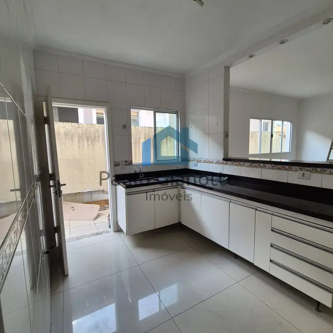 Foto 3 de Casa de Condomínio com 4 quartos para alugar, 100m2 em Jardim Rio das Pedras, Cotia - SP