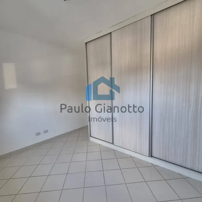 Foto 8 de Casa de Condomínio com 4 quartos para alugar, 100m2 em Jardim Rio das Pedras, Cotia - SP