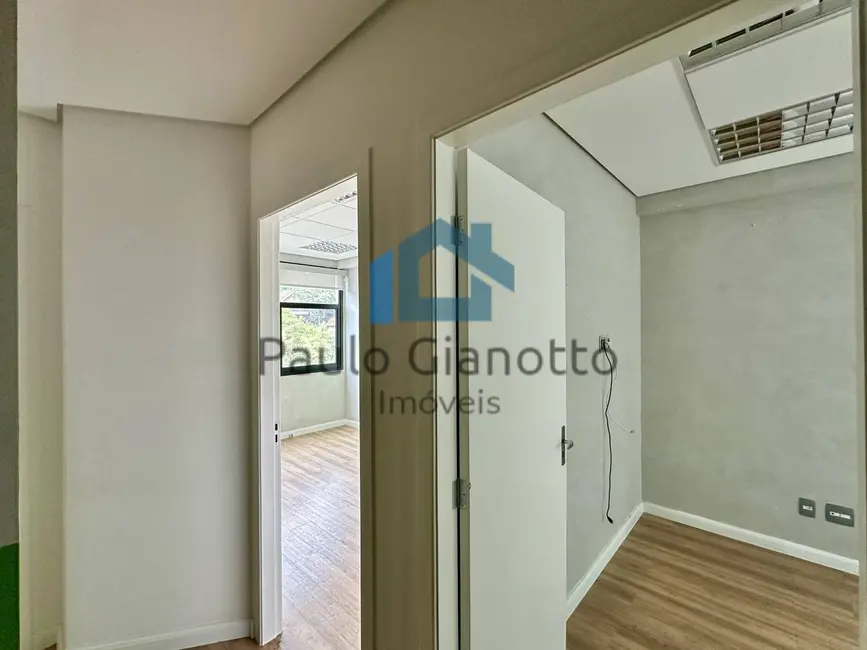 Sala Comercial à venda, 53m2 em Granja Viana, Cotia - SP - imagem 9 Foto 9 de Sala Comercial à venda, 53m2 em Granja Viana, Cotia - SP