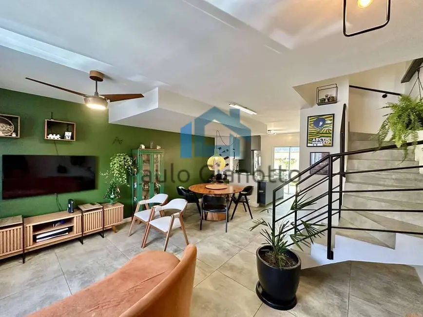 Foto 1 de Casa de Condomínio com 3 quartos à venda, 100m2 em Granja Viana, Cotia - SP