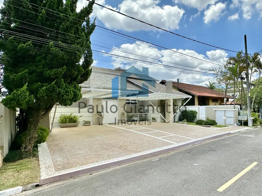 Foto 3 de Casa de Condomínio com 4 quartos à venda, 332m2 em Aldeia da Fazendinha, Carapicuiba - SP