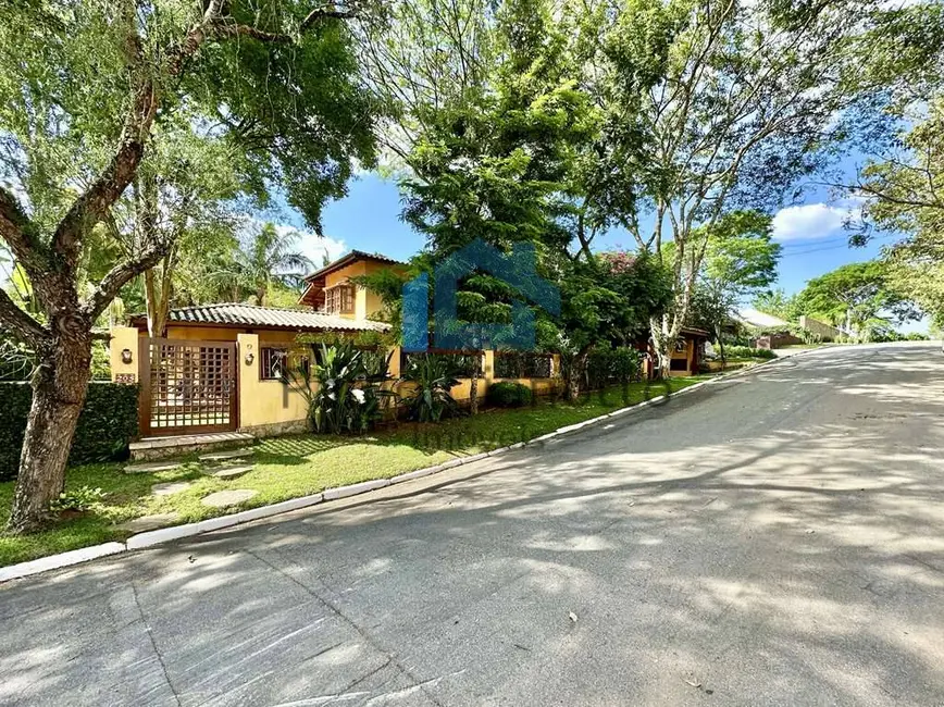 Foto 2 de Casa de Condomínio com 4 quartos à venda, 471m2 em Vila de São Fernando, Cotia - SP
