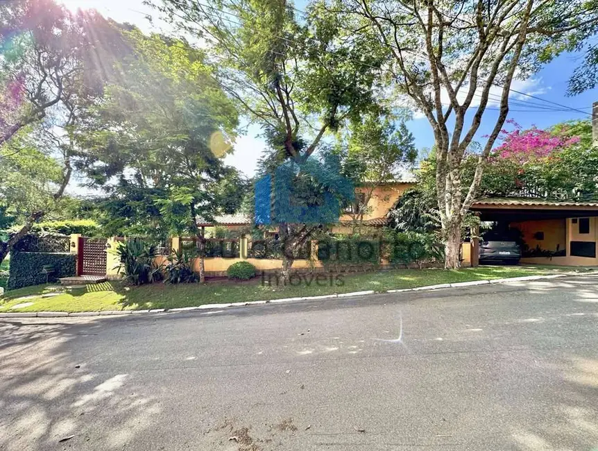 Foto 3 de Casa de Condomínio com 4 quartos à venda, 471m2 em Vila de São Fernando, Cotia - SP