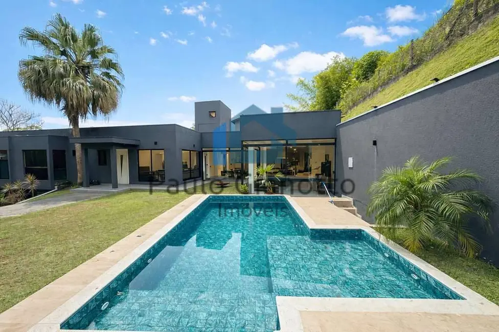 Foto 3 de Casa de Condomínio com 4 quartos à venda, 274m2 em Jardim Indaiá, Embu Das Artes - SP