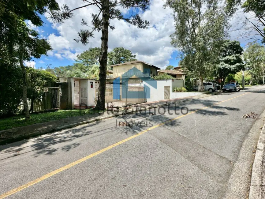 Casa com 3 quartos à venda, 345m2 em Granja Viana, Cotia - SP - imagem 3 Foto 3 de Casa com 3 quartos à venda, 345m2 em Granja Viana, Cotia - SP