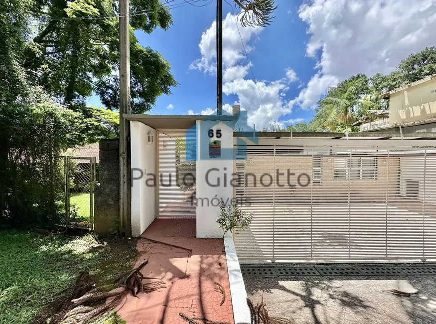 Casa com 3 quartos à venda, 345m2 em Granja Viana, Cotia - SP - imagem 5 Foto 5 de Casa com 3 quartos à venda, 345m2 em Granja Viana, Cotia - SP