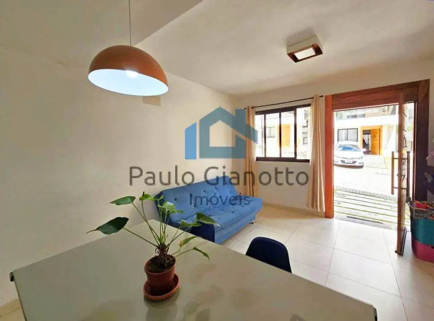 Foto 2 de Casa de Condomínio com 3 quartos à venda, 150m2 em Parque Rincão, Cotia - SP